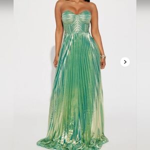 Fashion Nova Green Strapless Prom Dress